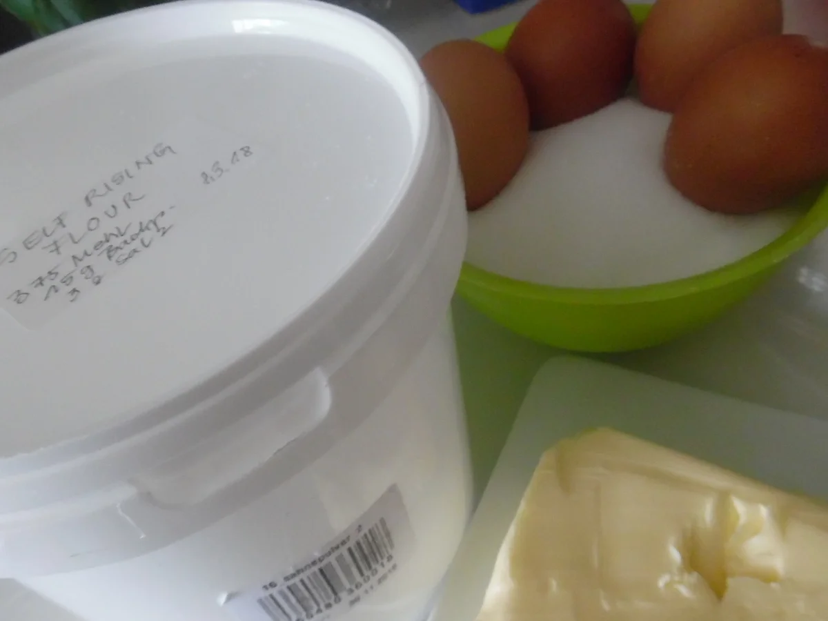 4-Zutaten-"Motiv"-Kuchen - Rezept - Bild Nr. 5597