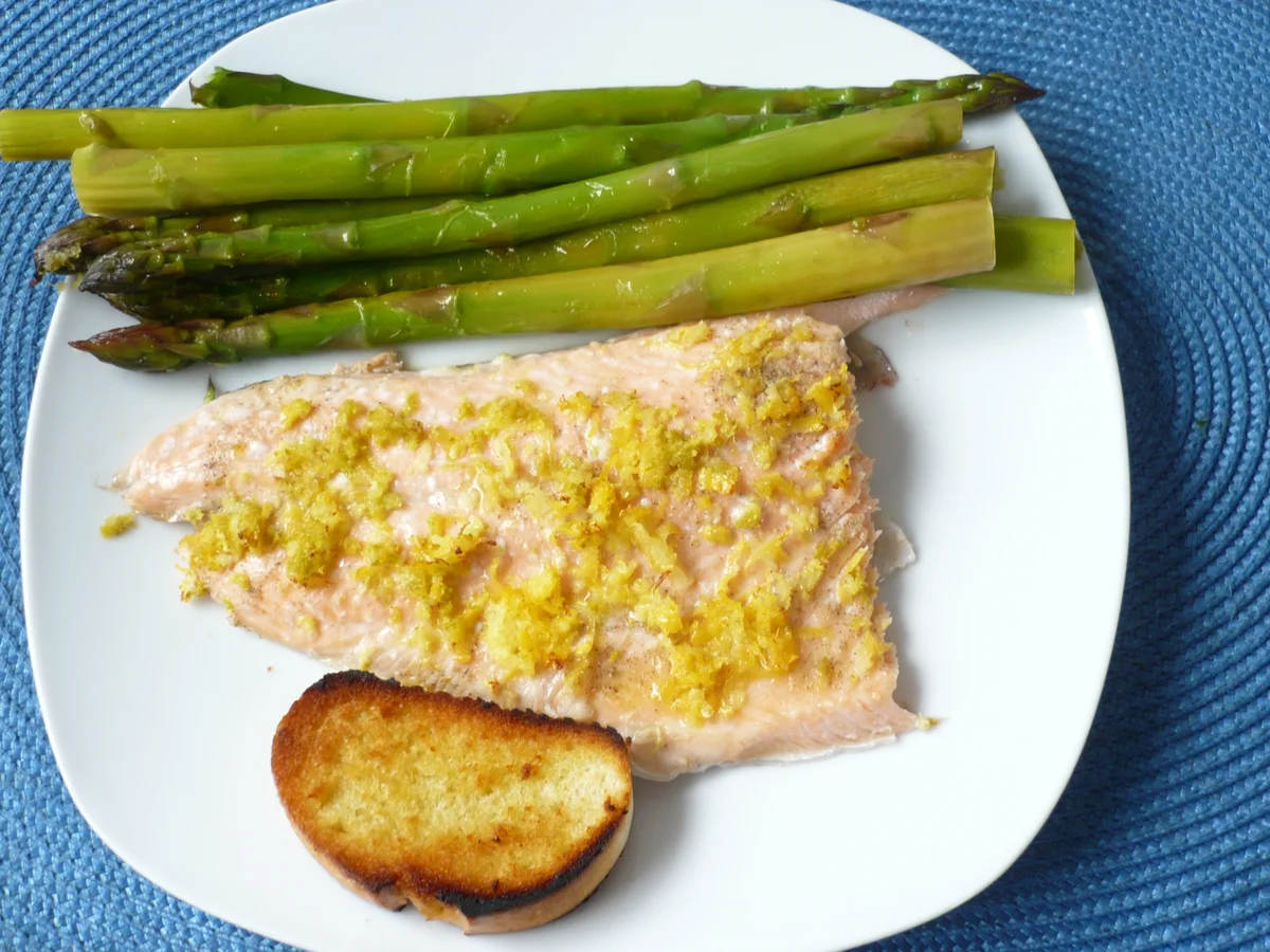 Grüner Spargel und Lachs vom Blech - Rezept - Bild Nr. 5585