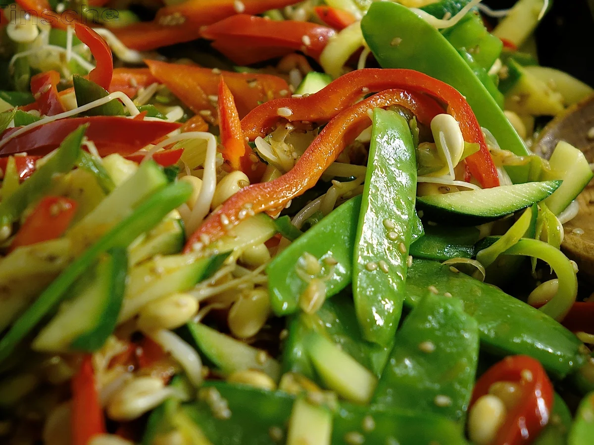 Asiatisches Mischgemüse mit Curryreis - Rezept - Bild Nr. 5587