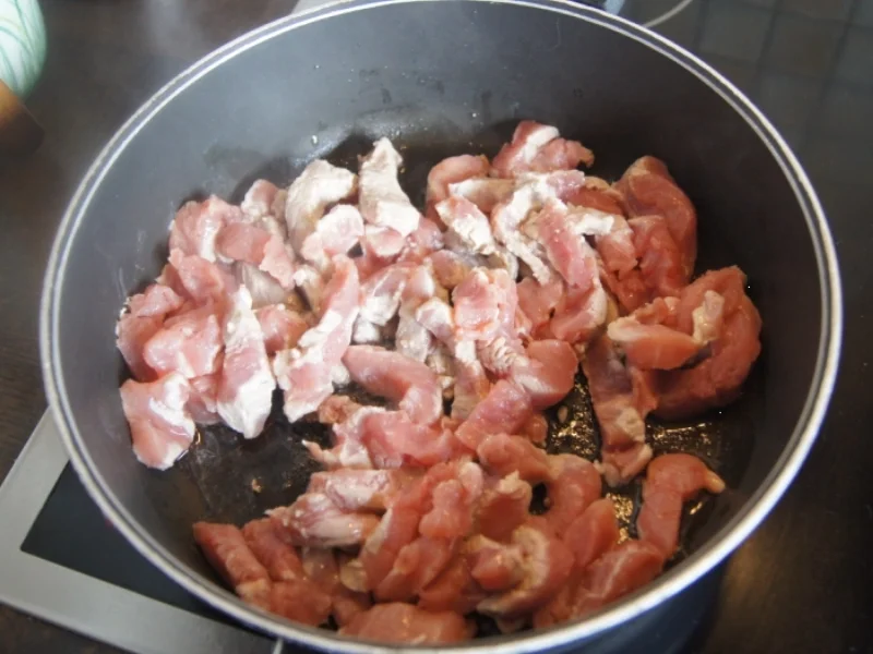 Rezept: Sahne-Schweinefiletgeschnetzeltes mit Spätzle Bild Nr. 5607 Sahne-Schweinefiletgeschnetzeltes mit Spätzle - Rezept - Bild Nr. 5607