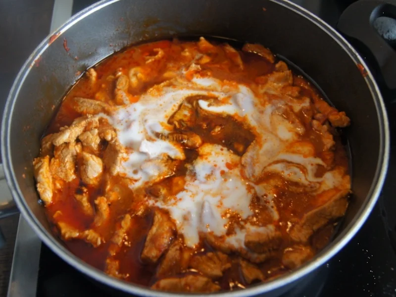 Rezept: Sahne-Schweinefiletgeschnetzeltes mit Spätzle Bild Nr. 5621 Sahne-Schweinefiletgeschnetzeltes mit Spätzle - Rezept - Bild Nr. 5621