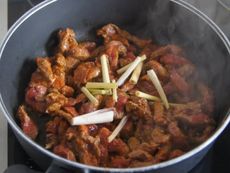 Rindfleischcurry mit Zitronengras und Basmati Reis - Rezept - Bild Nr. 5611