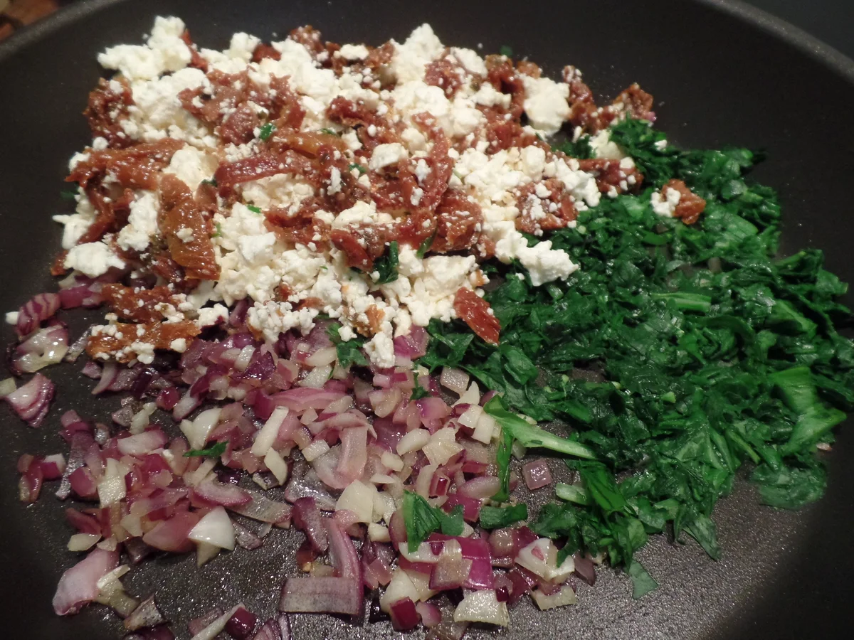 Bärlauch-Feta-Tomaten-Kringel - Rezept - Bild Nr. 5609