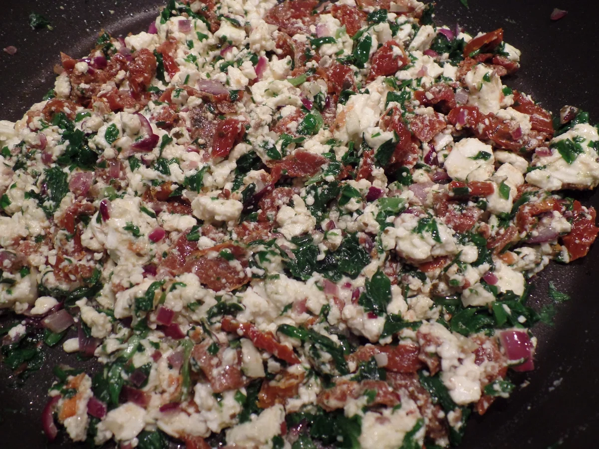 Bärlauch-Feta-Tomaten-Kringel - Rezept - Bild Nr. 5610