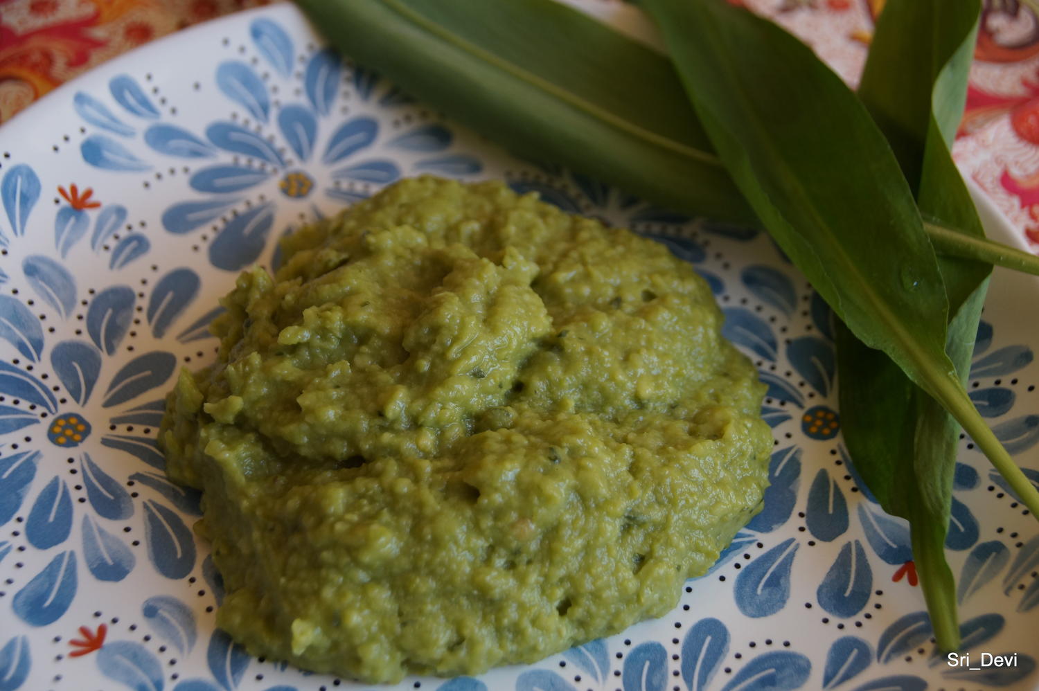 Beilage: Erbsen-Avocado-Bärlauch-Püree - Rezept - kochbar.de
