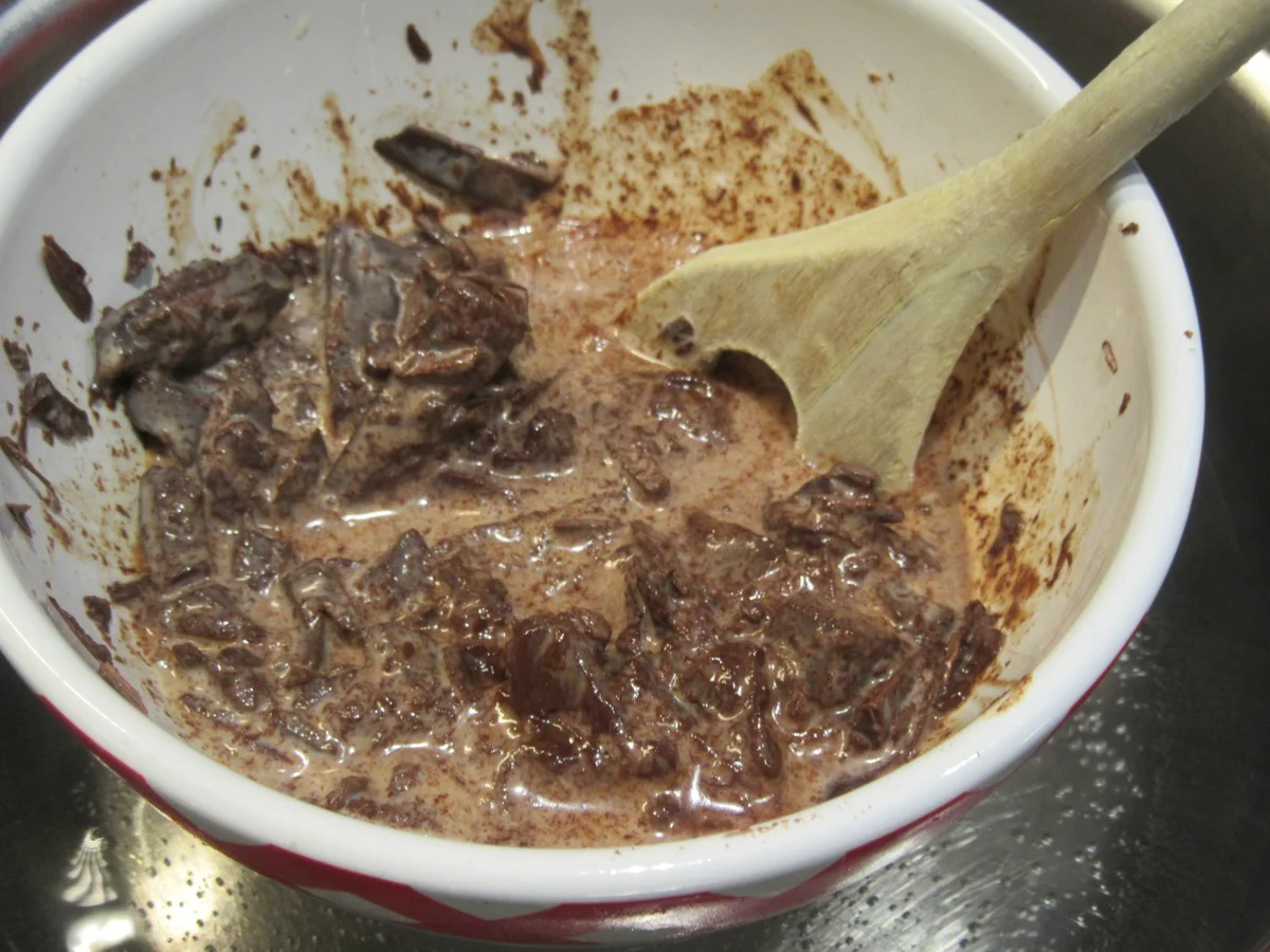 Rezept: Backen: Orangenmuffins mit Schokoganache Bild Nr. 5609 Backen: Orangenmuffins mit Schokoganache - Rezept - Bild Nr. 5609