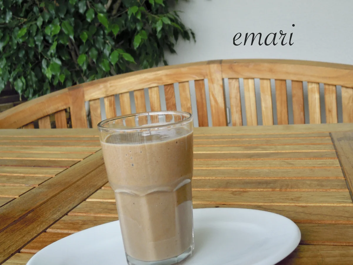 Rezept: Bananen Avocado Smoothie Bild Nr. 5610 Bananen Avocado Smoothie - Rezept - Bild Nr. 5610