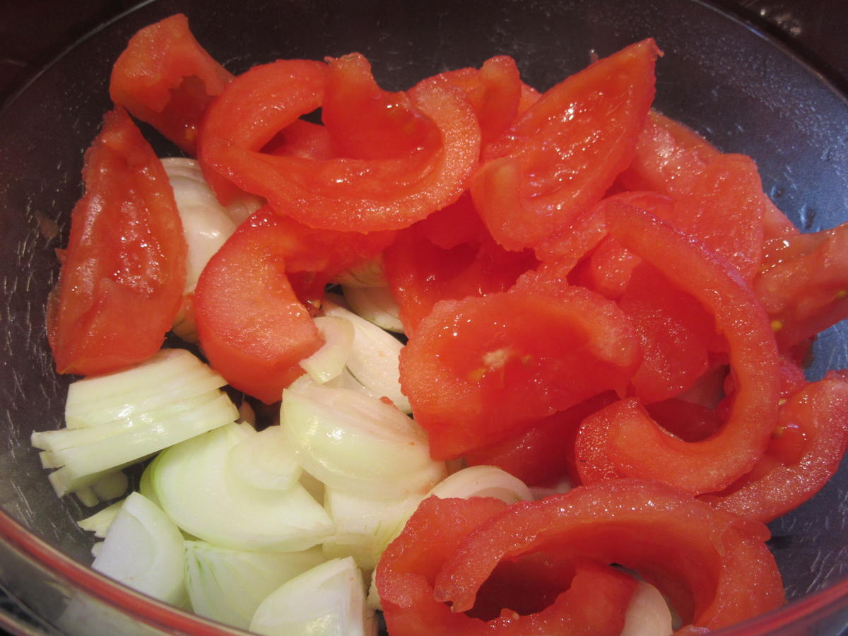 Gemüse: Tomaten-Zwiebel-Gemüse - einfach und schnell - Rezept - Bild Nr. 5618