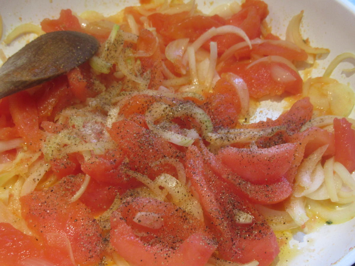 Gemüse: Tomaten-Zwiebel-Gemüse - einfach und schnell - Rezept - Bild Nr. 5623