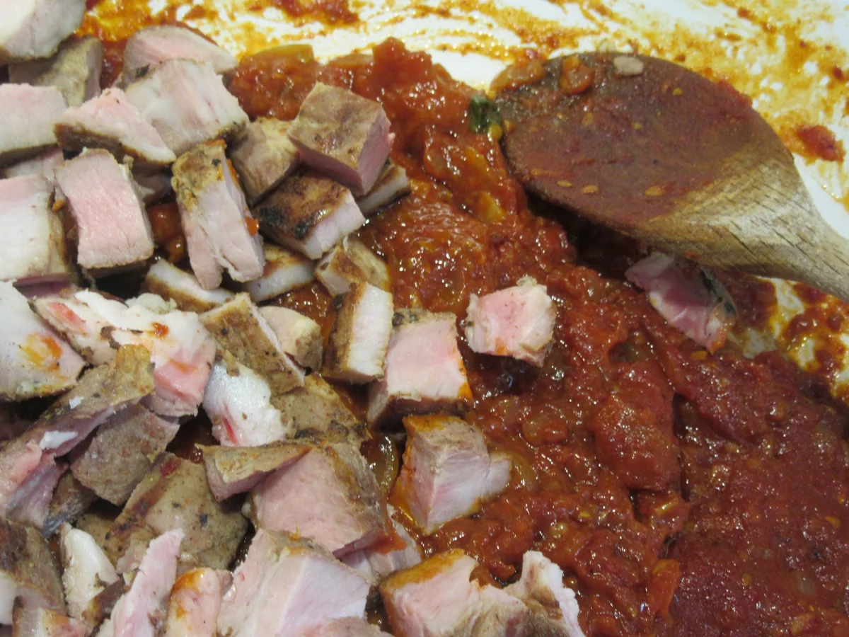 Rezept: Pasta: Pasta Con Carne Alla Griglia e Pomodori Bild Nr. 5614 Pasta: Pasta Con Carne Alla Griglia e Pomodori - Rezept - Bild Nr. 5614