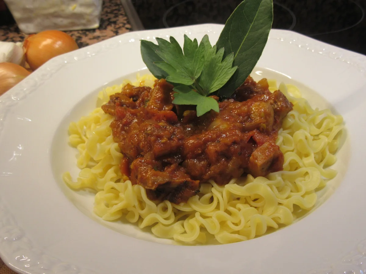 Rezept: Pasta: Pasta Con Carne Alla Griglia e Pomodori Bild Nr. 5615 Pasta: Pasta Con Carne Alla Griglia e Pomodori - Rezept - Bild Nr. 5615