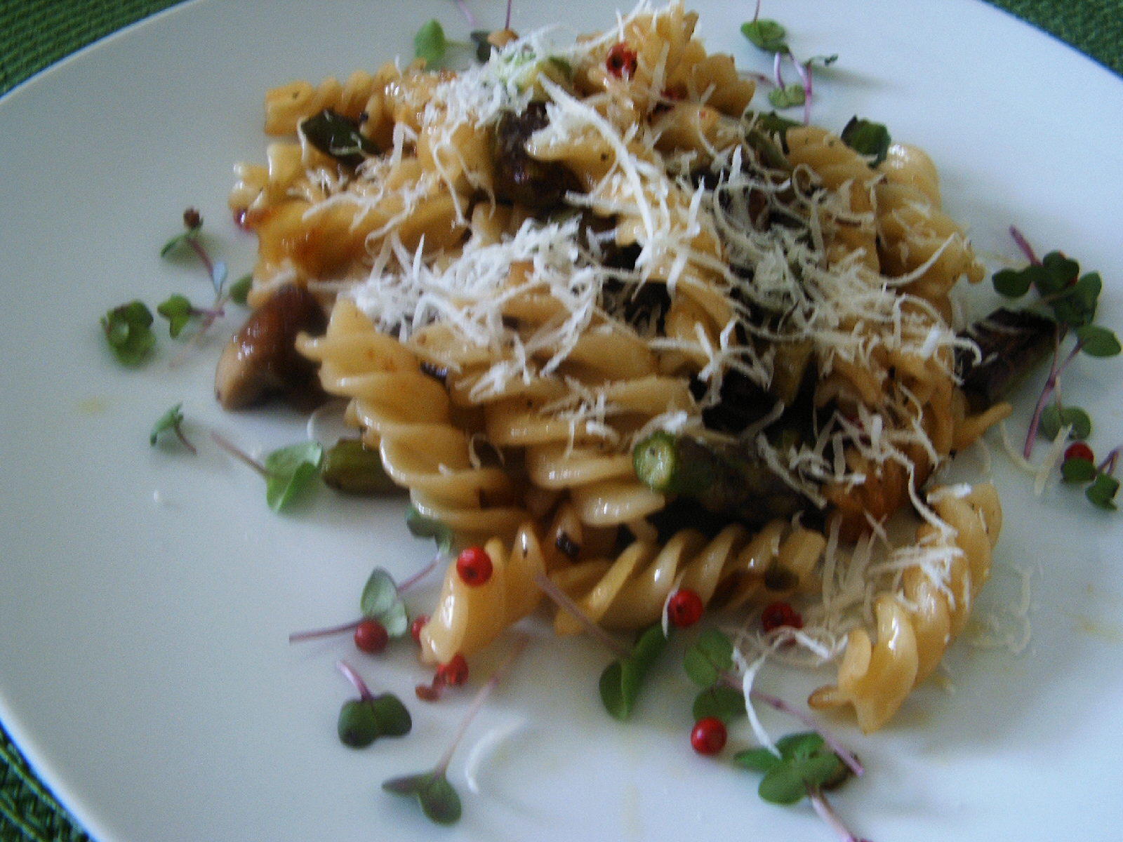 Bilder für Spargelpasta mit Champignons - Rezept