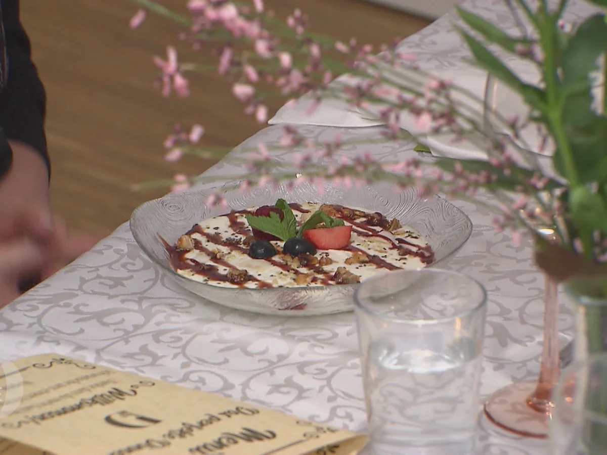 "Joghurt-Hoppa"– Balkanjoghurt mit Bourbon-Vanille und Feigenstückchen - Rezept - Bild Nr. 2