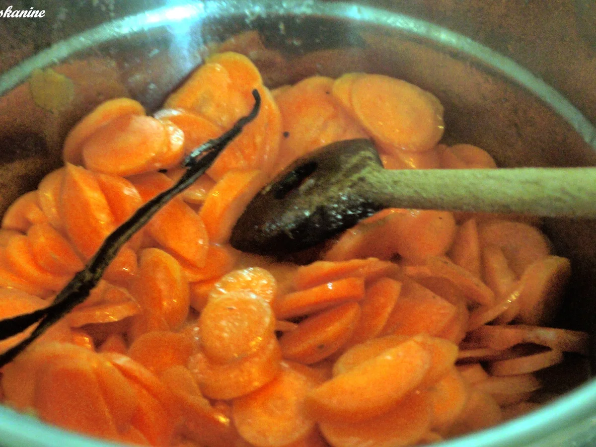 Scharfes Porree-Möhren-Gemüse mit Vanilleduft - Rezept - Bild Nr. 6