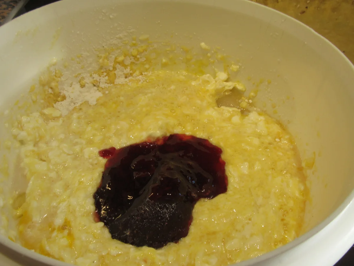 Rezept: Backen: Fruchtiger Lohengrinkuchen Bild Nr. 5639 Backen: Fruchtiger Lohengrinkuchen - Rezept - Bild Nr. 5639