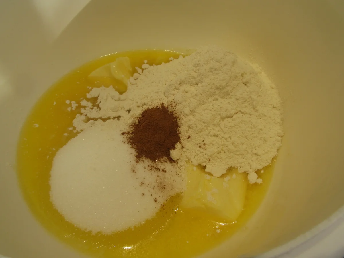 Rezept: Backen: Fruchtiger Lohengrinkuchen Bild Nr. 5642 Backen: Fruchtiger Lohengrinkuchen - Rezept - Bild Nr. 5642