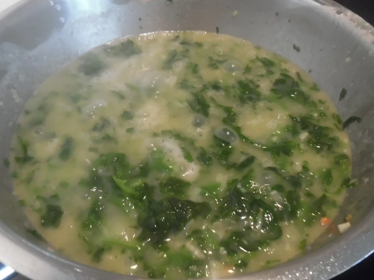 Rezept: Cannelloni mit Brätfüllung, Spinat-Frischkäse-Soße und Parmesan-Haube Bild Nr. 5657 Cannelloni mit Brätfüllung, Spinat-Frischkäse-Soße und Parmesan-Haube - Rezept - Bild Nr. 5657