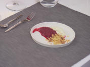 Himbeerkompott & Crumble mit White Chocolate Sour Creme - Rezept - Bild Nr. 2