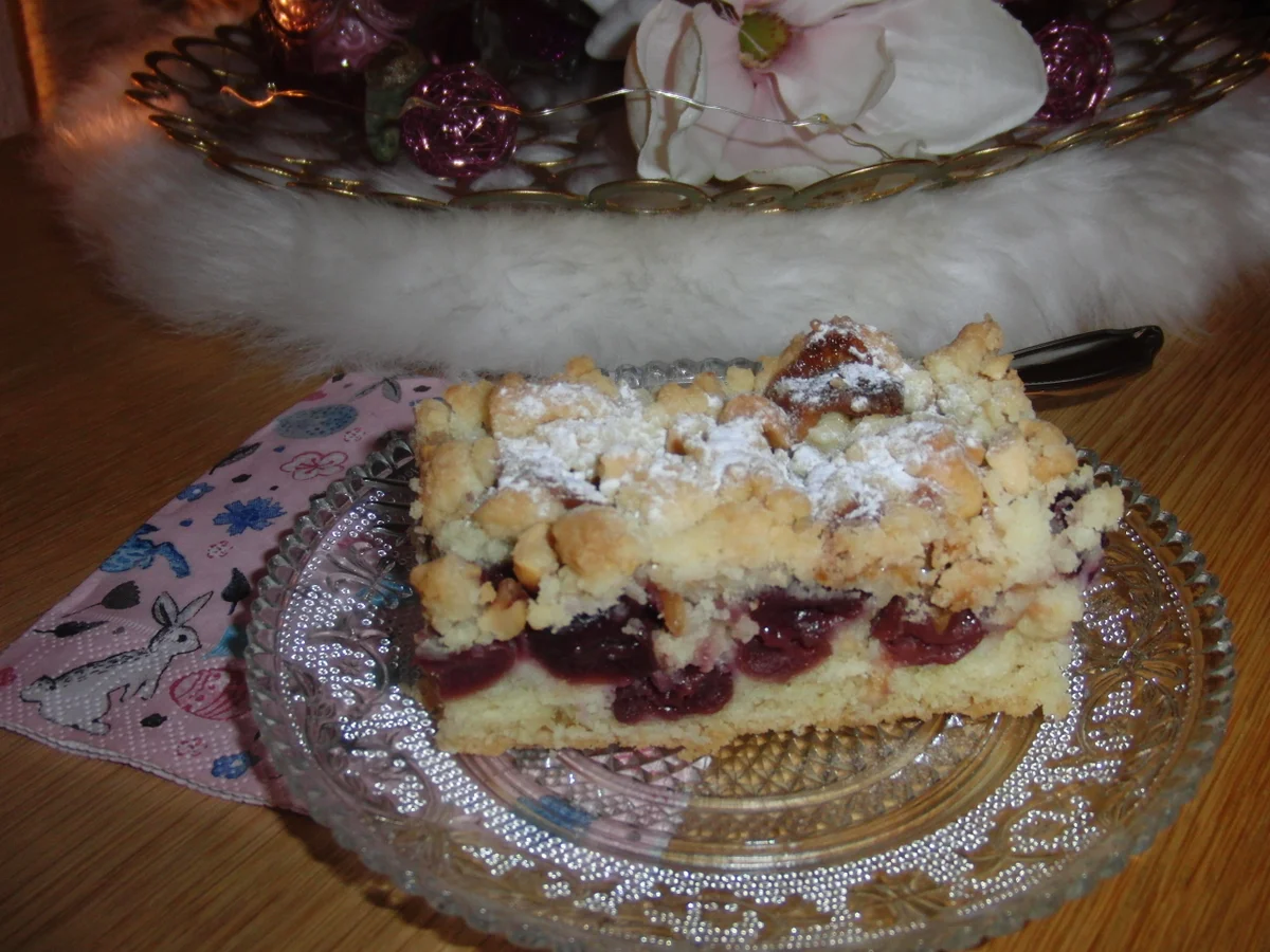 KIRSCHKUCHEN MIT ERDNUSS-KARAMELL-STREUSELN - Rezept - Bild Nr. 5645