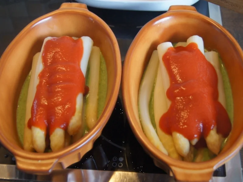 Rezept: Spargel mit Tomaten und Mozzarella überbacken Bild Nr. 5660 Spargel mit Tomaten und Mozzarella überbacken - Rezept - Bild Nr. 5660