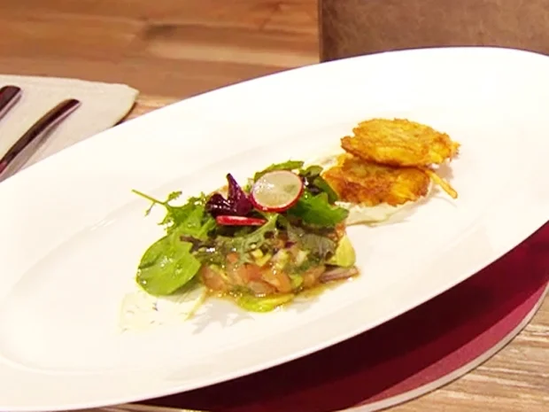 Kartoffelpuffer mit mariniertem Lachs (Glasperlenspiel) - Rezept - Bild Nr. 2