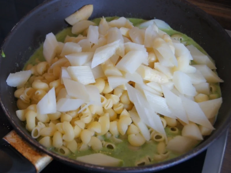 Rezept: Pasta mit Spargel und Petersilien-Pesto Bild Nr. 5659 Pasta mit Spargel und Petersilien-Pesto - Rezept - Bild Nr. 5659