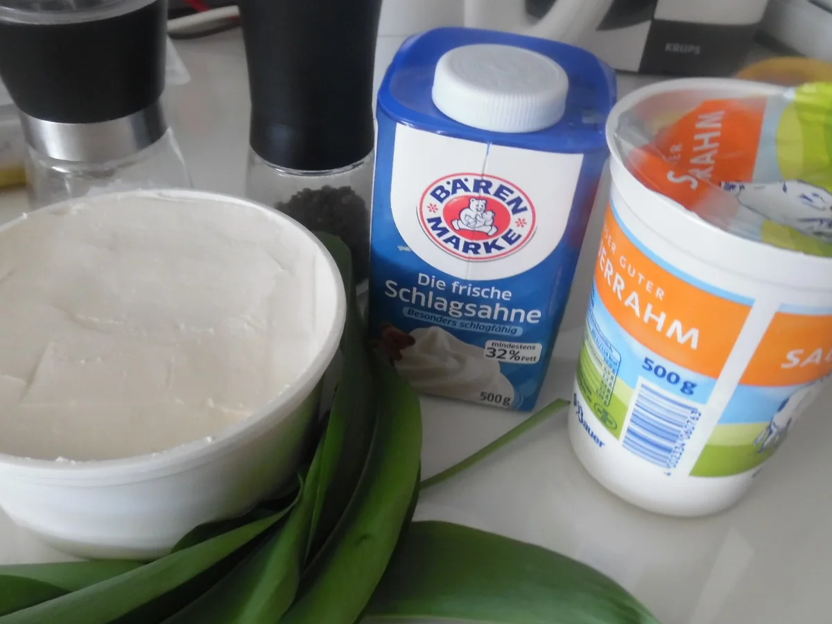 Rezept: Calamari-Tuben vom Grill mit Frischkäse-Bärlauch-Dip Bild Nr. 5656 Calamari-Tuben vom Grill mit Frischkäse-Bärlauch-Dip - Rezept - Bild Nr. 5656