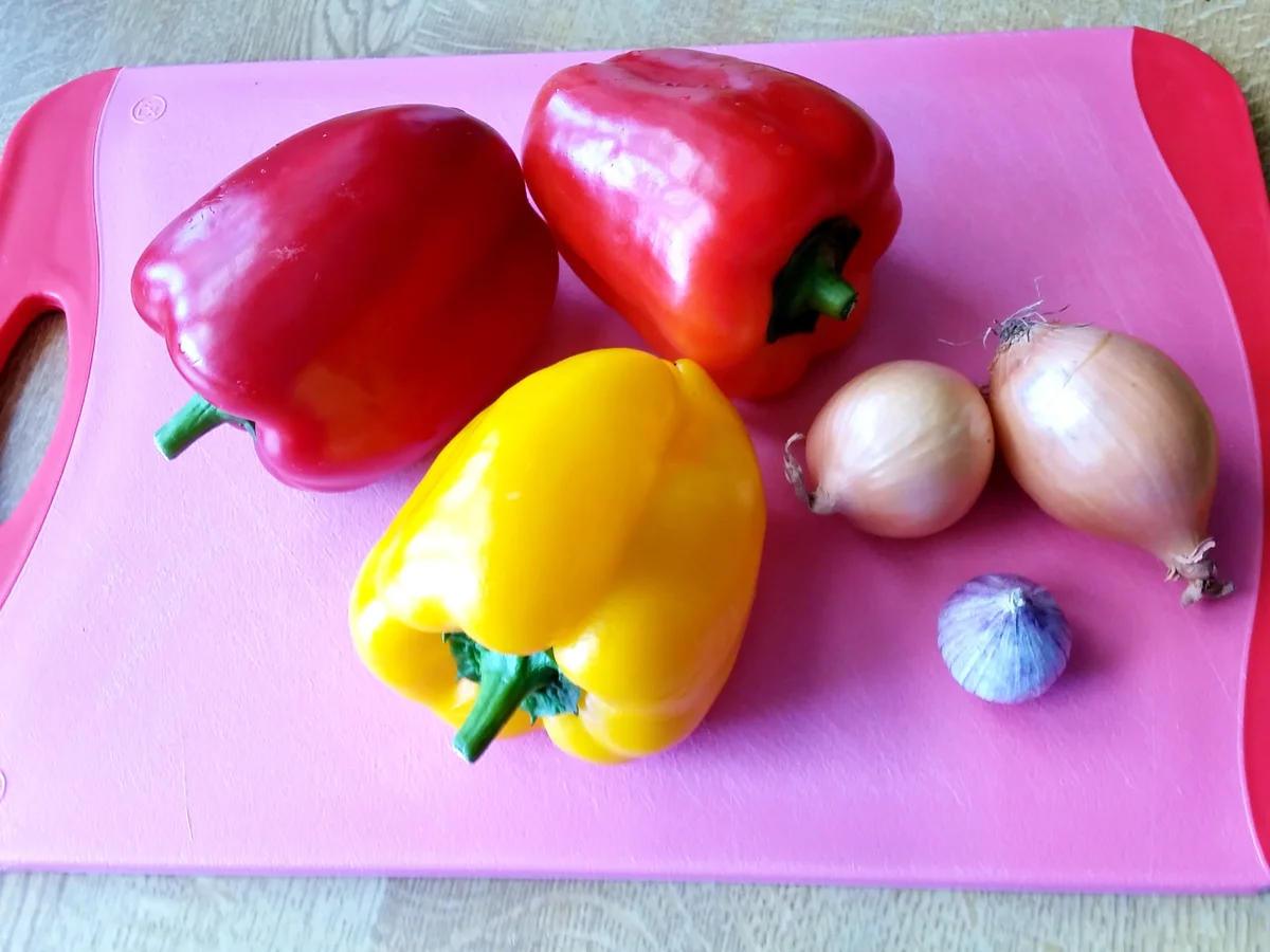 Schnitzel mit pikanter Paprikasoße - Rezept - Bild Nr. 3