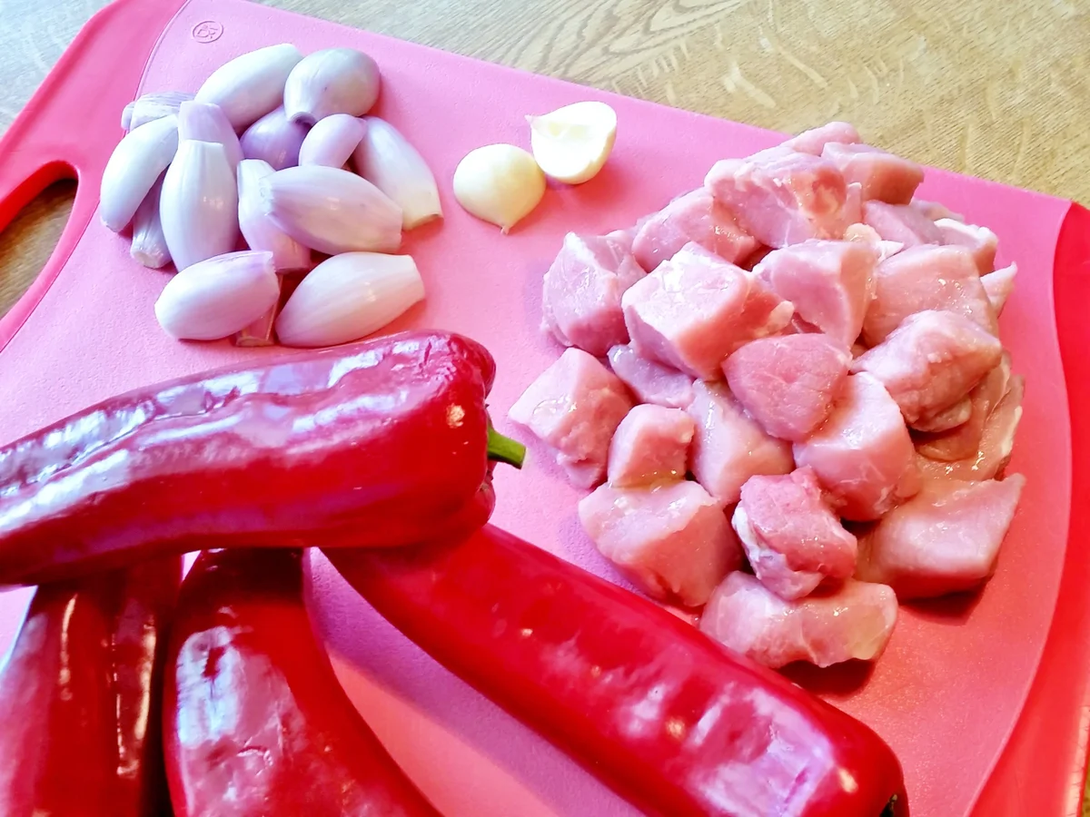 Rezept: Paprika-Ragout vom Schwein Bild Nr. 5651 Paprika-Ragout vom Schwein - Rezept - Bild Nr. 5651