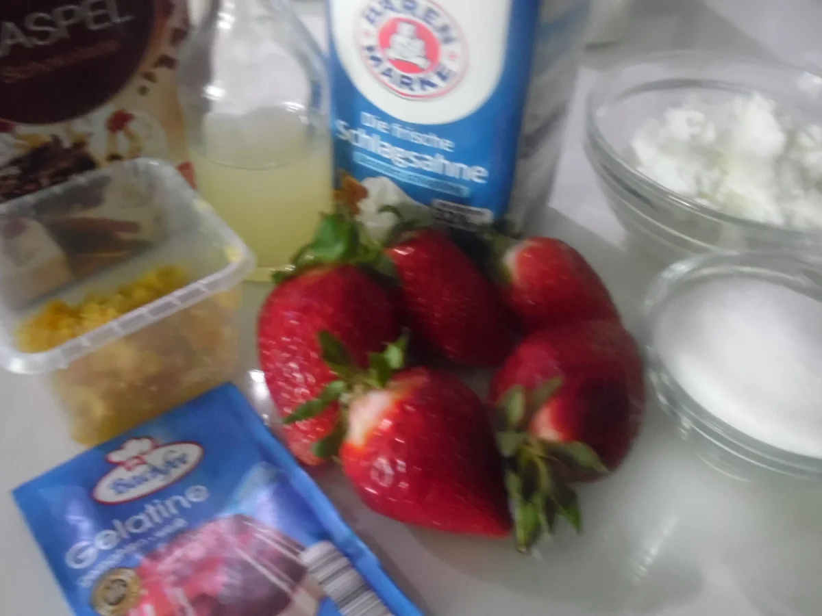 Rezept: Erdbeer-Törtchen mit Waffelboden Bild Nr. 5660 Erdbeer-Törtchen mit Waffelboden - Rezept - Bild Nr. 5660