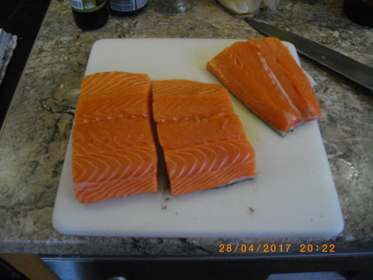 Glasiertes Lachsfilet, gegrillt - Rezept - Bild Nr. 5656