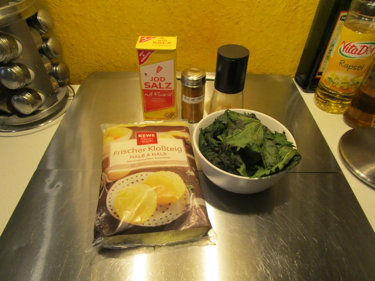 Rezept: Brennnesselbratlinge Bild Nr. 5654 Brennnesselbratlinge - Rezept - Bild Nr. 5654