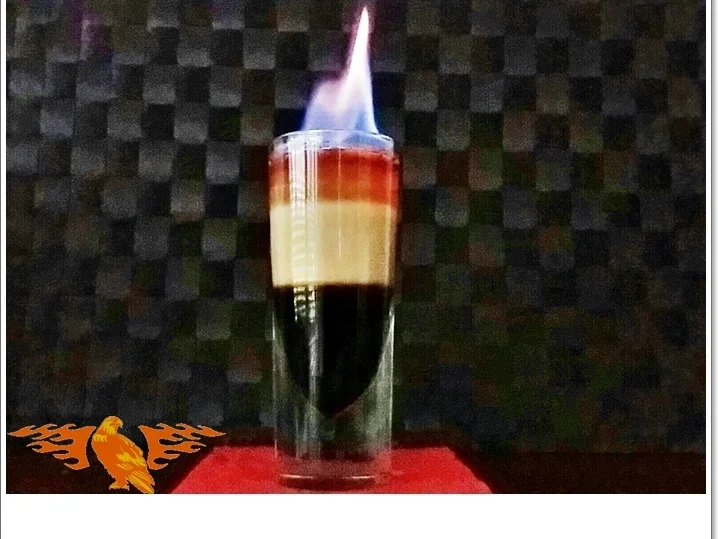 "B-52  SHOT" ➯ Drink  mit horizontaler Schichtung - Rezept - Bild Nr. 5670