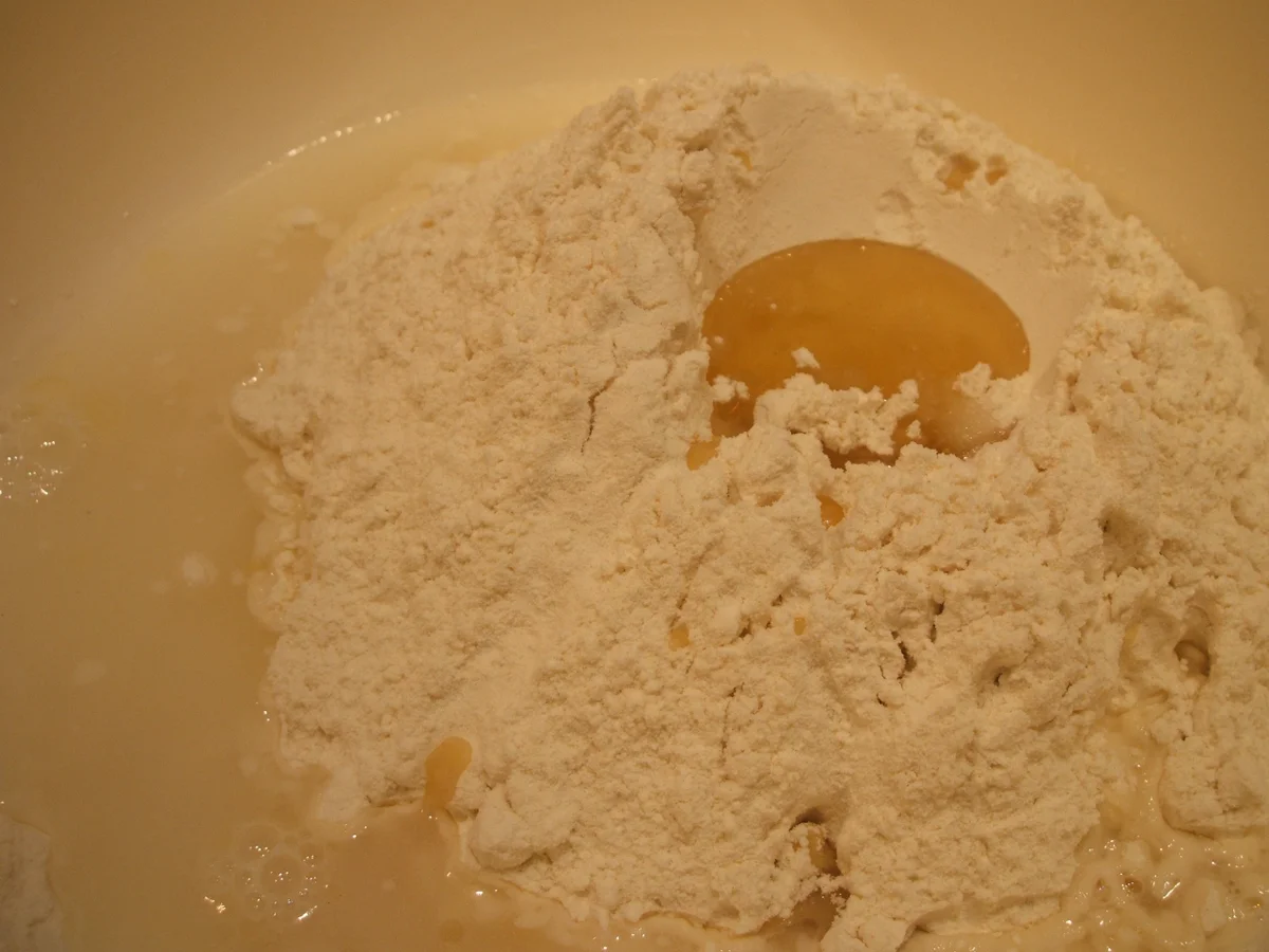 Pikantes Backen: Strudelteig mit Spargel-Birnen-Käse-Belag - Rezept - Bild Nr. 5669