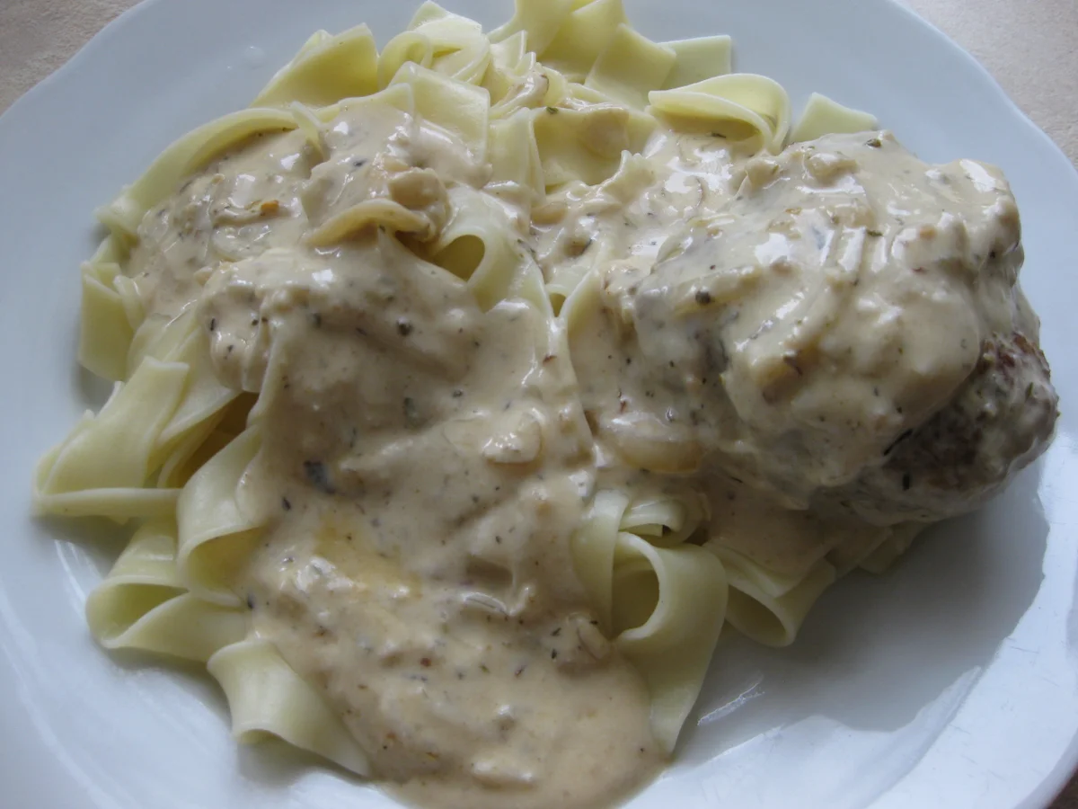 Gefüllte Frikadellen mit Frischkäse - Rezept - Bild Nr. 5670