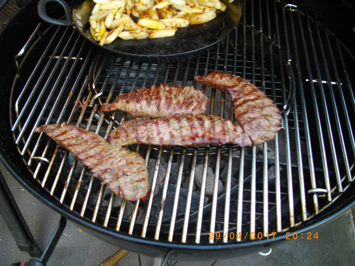 Rezept: Rinderflanke mit Spargel aus dem Kugelgrill Bild Nr. 5684 Rinderflanke mit Spargel aus dem Kugelgrill - Rezept - Bild Nr. 5684