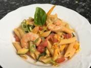 Penne mit Garnelen und Zucchini in Tomatenrahm - Rezept - Bild Nr. 2