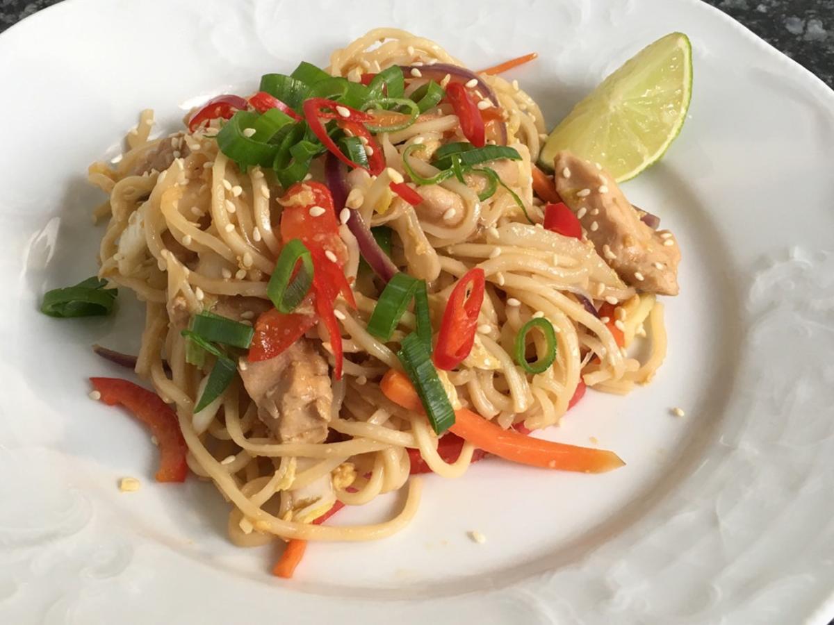 Bilder für Asiatische gebratene Nudel - Rezept