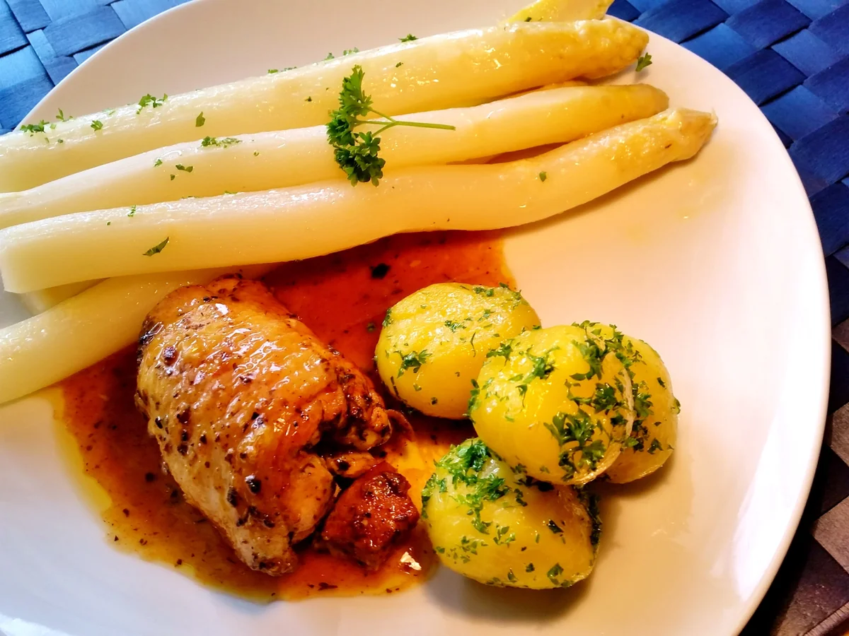 Rezept: Pollo Fino in Weißweinsoße Bild Nr. 5680 Pollo Fino in Weißweinsoße - Rezept - Bild Nr. 5680