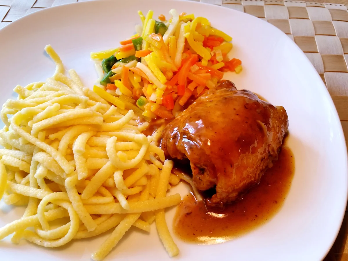 Rezept: Pollo Fino in Weißweinsoße Bild Nr. 5699 Pollo Fino in Weißweinsoße - Rezept - Bild Nr. 5699