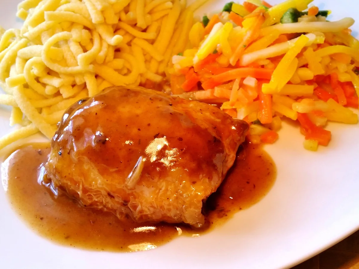 Rezept: Pollo Fino in Weißweinsoße Bild Nr. 5700 Pollo Fino in Weißweinsoße - Rezept - Bild Nr. 5700