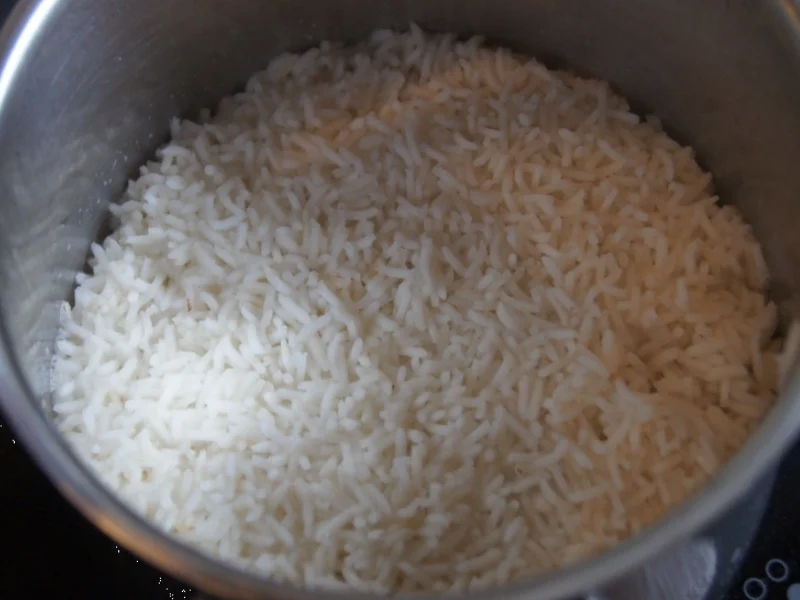 Rezept: Würstchen-Gemüse-Spieße mit Eier-Gemüse-Bratreis und Erdnusssauce Bild Nr. 5683 Würstchen-Gemüse-Spieße mit Eier-Gemüse-Bratreis und Erdnusssauce - Rezept - Bild Nr. 5683