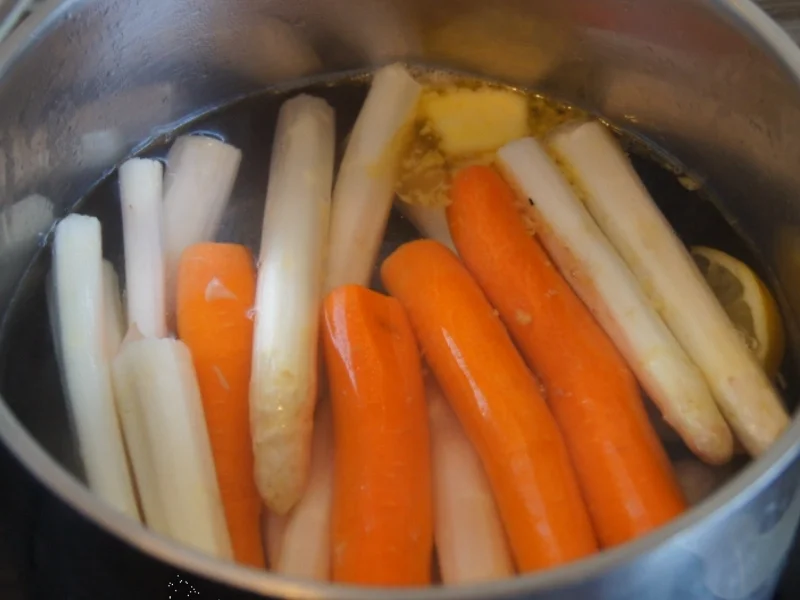 Leiterchen mit Spargel und Möhren - Rezept - Bild Nr. 5687