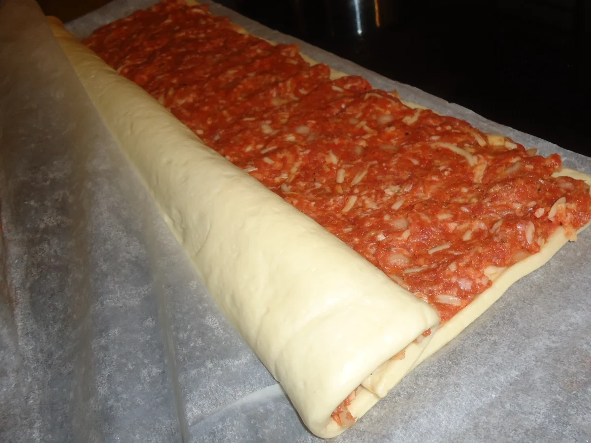 Rosetten-Hackfleisch Kuchen - Rezept - Bild Nr. 5688