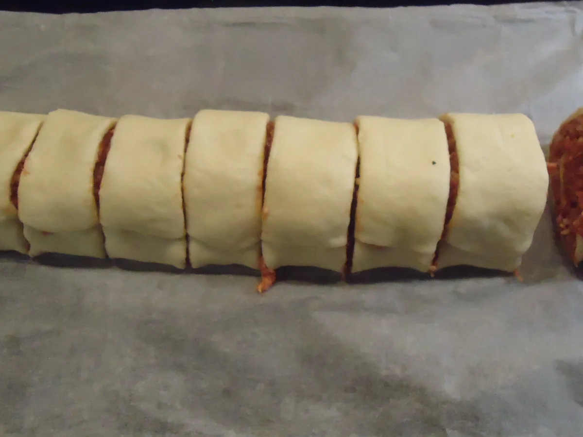 Rosetten-Hackfleisch Kuchen - Rezept - Bild Nr. 5690