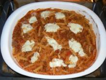 fruchtige Tomaten-Bolognese überbacken mit Mozzarella - Rezept
