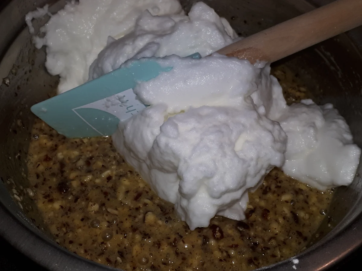 Rezept: BiNe` S HASELNUSSKUCHEN Bild Nr. 5691 BiNe` S HASELNUSSKUCHEN - Rezept - Bild Nr. 5691