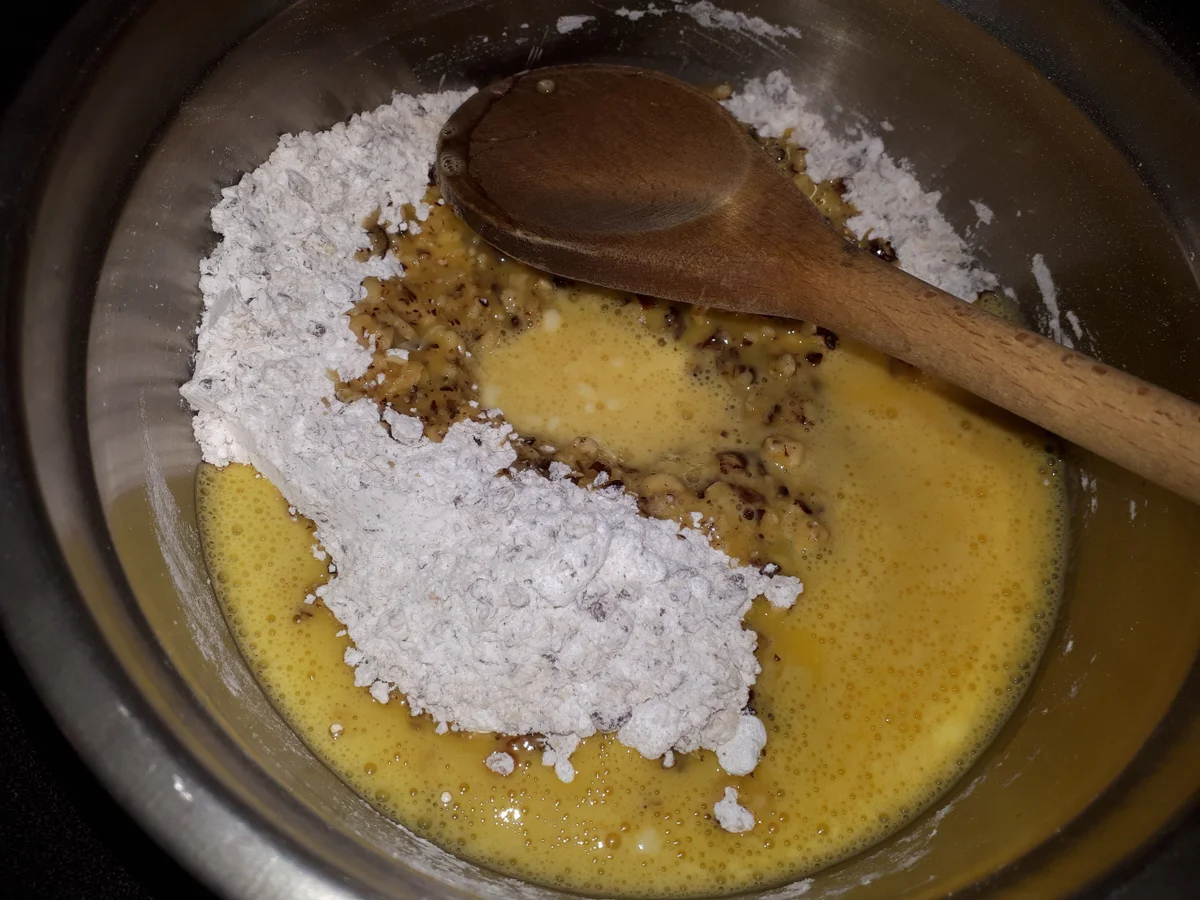 Rezept: BiNe` S HASELNUSSKUCHEN Bild Nr. 5695 BiNe` S HASELNUSSKUCHEN - Rezept - Bild Nr. 5695