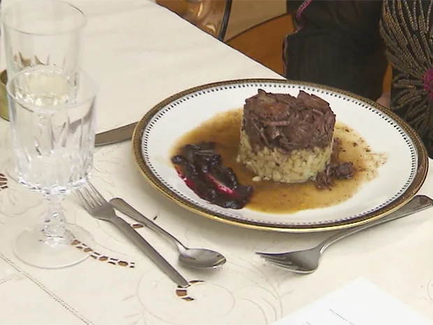 Pörkölt mit Tarhanya - Rezept - Bild Nr. 2