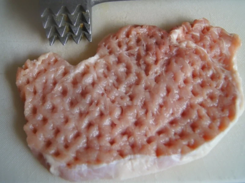 Schnitzel Wiener Art mit Spargel, Petersilien-Buttersauce und Frühkartoffeln - Rezept - Bild Nr. 5699